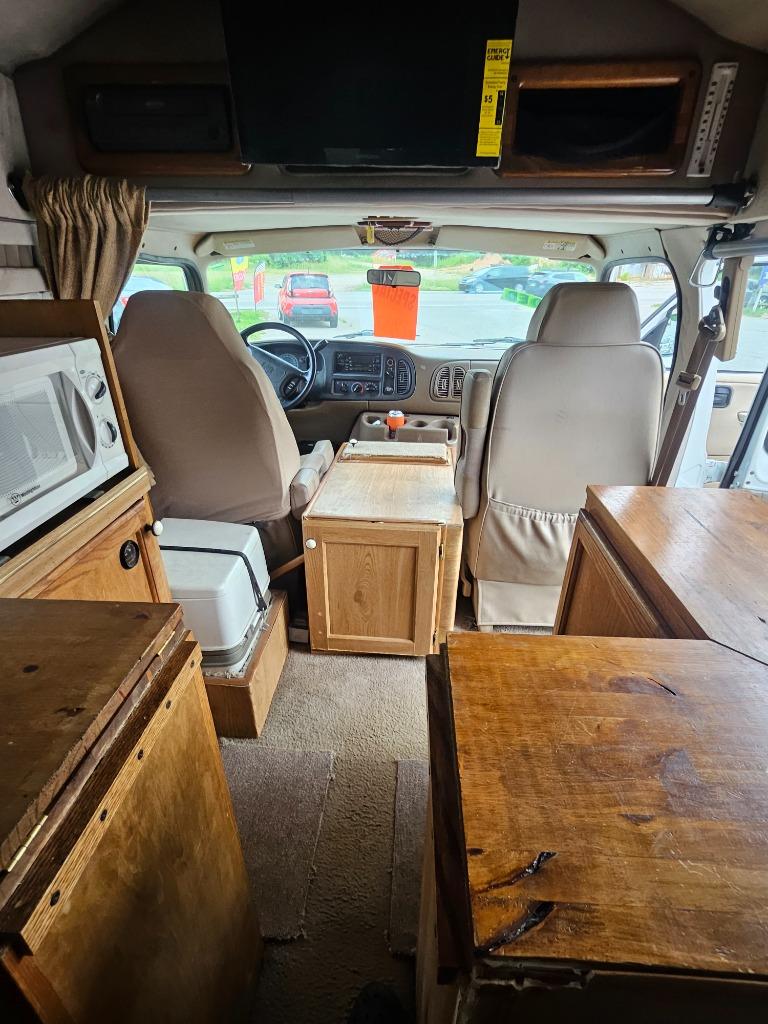 1998 Dodge 1500 Ram Van - $7,995